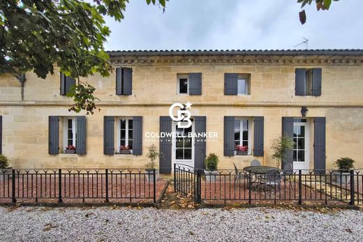 Rural or Farmhouse in Saint-Émilion, Gironde