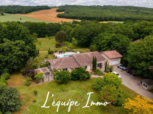 Luxus-Haus in L'Isle-Jourdain, Gers