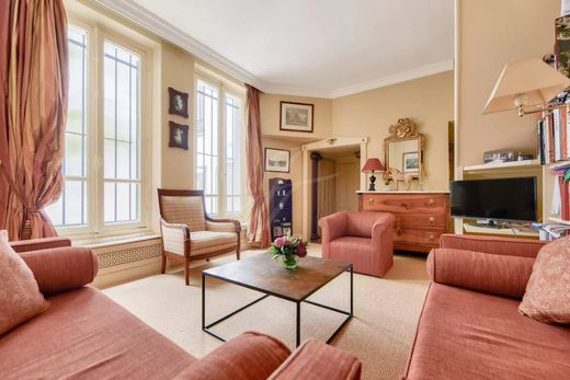 Duplex appartement in Saint-Germain, Odéon, Monnaie, Paris