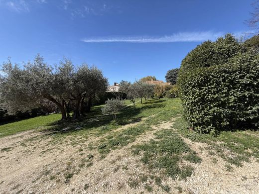 Land in Aix-en-Provence, Bouches-du-Rhône