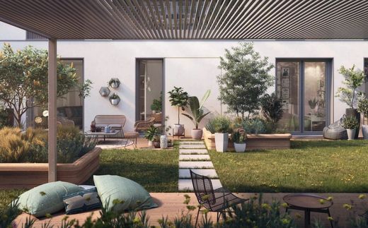 Apartment in Levallois-Perret, Hauts-de-Seine