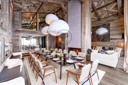 Chalet in Courchevel, Savoy