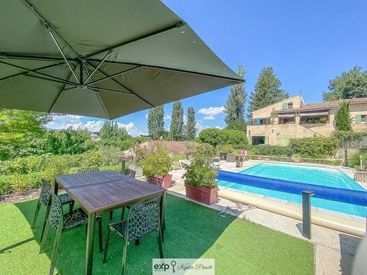 Luxury home in Ansouis, Vaucluse
