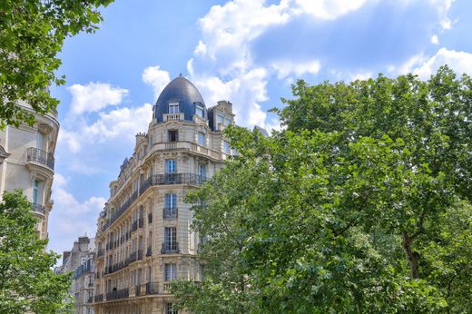 Apartment / Etagenwohnung in Monceau, Courcelles, Ternes, Paris