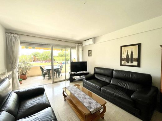 ‏דירה ב  קאן, Alpes-Maritimes