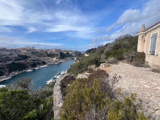 Land in Bonifacio, South Corsica