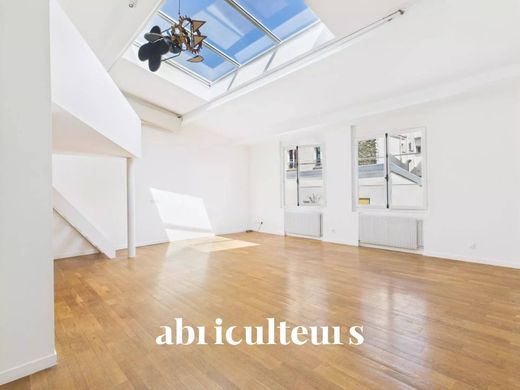 Apartment in Bastille, République, Nation-Alexandre Dumas, Paris