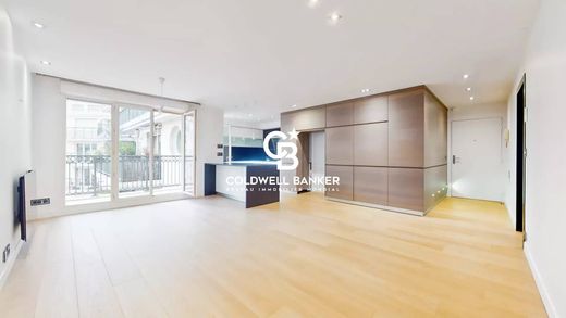 Daire Montrouge, Hauts-de-Seine