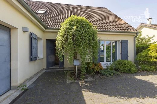 Luxury home in Augny, Moselle