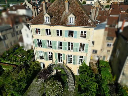 Luxus-Haus in Montbard, Cote d'Or