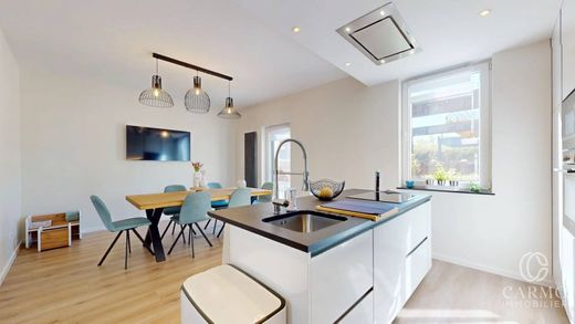 Luxury home in Niedercorn, Differdange