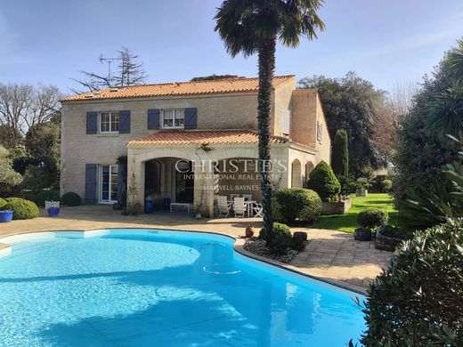 Luxury home in Lagord, Charente-Maritime