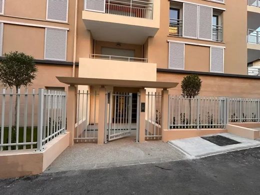 Appartement à Juan-les-Pins, Alpes-Maritimes