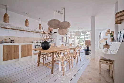 Luxury home in Bordeaux, Gironde