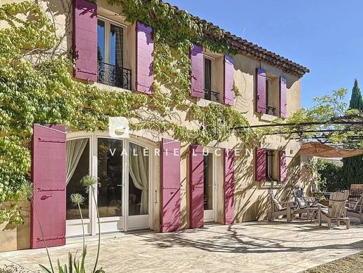 Luxury home in Eygalières, Bouches-du-Rhône