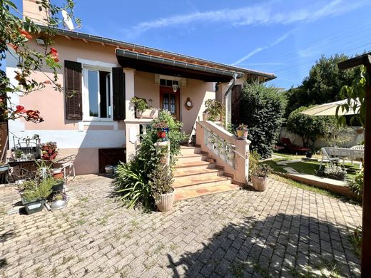 Casa de lujo en Cagnes-sur-Mer, Alpes Marítimos