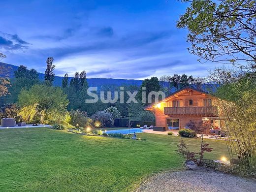 Chalet in Thoiry, Ain