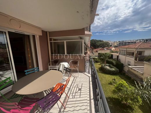 Apartment / Etagenwohnung in Roquebrune-Cap-Martin, Alpes-Maritimes