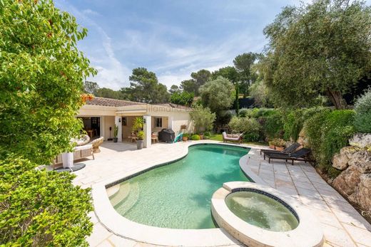 Villa en Mouans-Sartoux, Alpes Marítimos