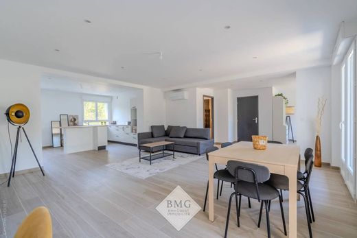 Элитный дом, Chessy, Seine-et-Marne