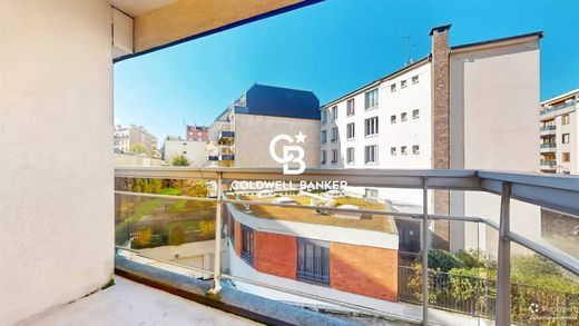 Daire Montrouge, Hauts-de-Seine