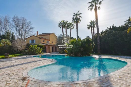Landhaus / Bauernhof in Perpignan, Pyrénées-Orientales