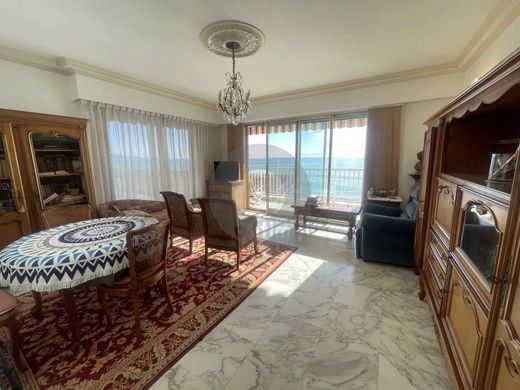 Piso / Apartamento en Menton, Alpes Marítimos