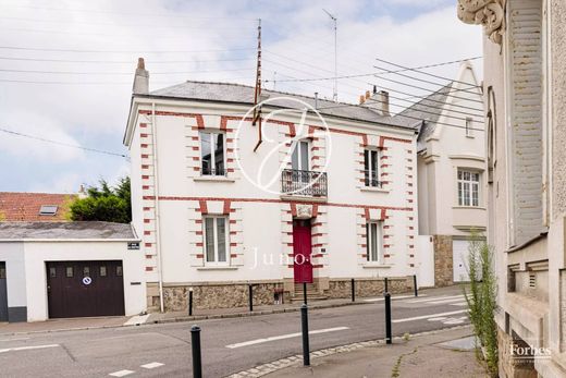 Casa di lusso a Nantes, Loira Atlantica