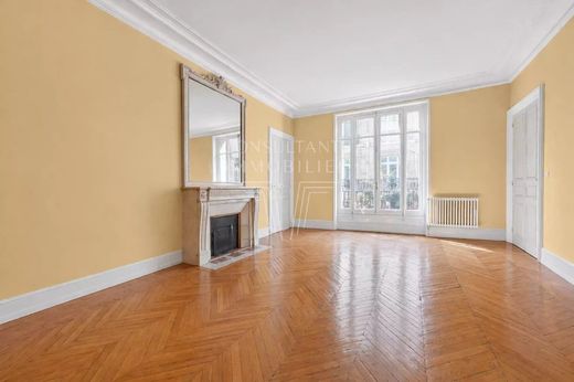 Квартира, Saint-Germain, Odéon, Monnaie, Paris
