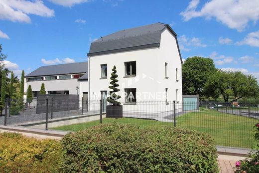 Luxe woning in Hautbellain, Troisvierges