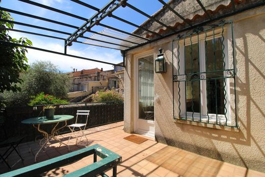 Luxe woning in Tourves, Var