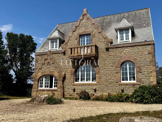 Luxus-Haus in Trébeurden, Côtes-d'Armor