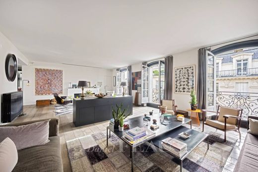 Apartament w La Muette, Auteuil, Porte Dauphine, Paris