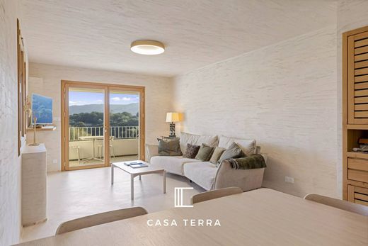 Apartment / Etagenwohnung in Porto-Vecchio, Südkorsika