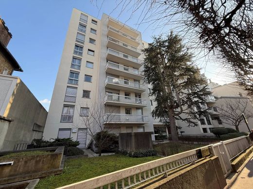 Apartment in Clamart, Hauts-de-Seine