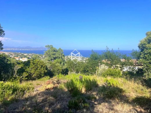 Terrain à Les Issambres, Var