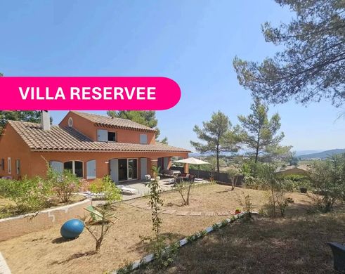 ﻓﻴﻼ ﻓﻲ Cuers, Var