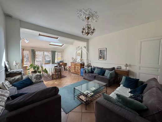 Luxury home in Fontenay-sous-Bois, Val-de-Marne