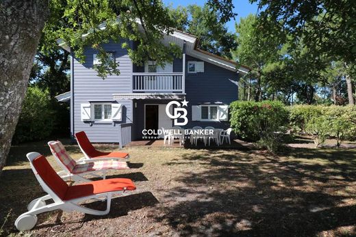 Luxus-Haus in La Teste-de-Buch, Gironde