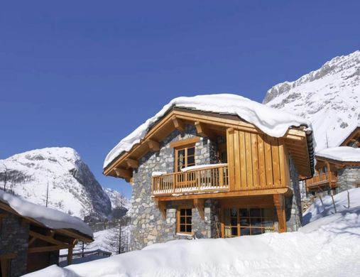 Chalet in Val-d'Isère, Savoy
