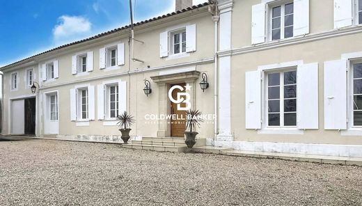 Luxury home in Migron, Charente-Maritime