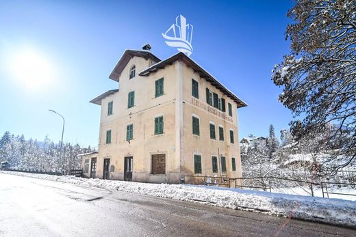 Luxury home in Ruffrè, Trento