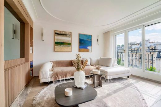 Apartament w La Muette, Auteuil, Porte Dauphine, Paris