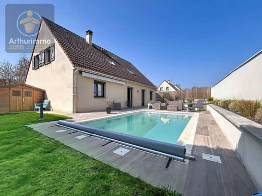 Luxury home in Yerres, Essonne