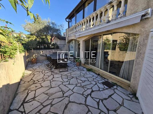 ‏בתי יוקרה ב  Pégomas, Alpes-Maritimes