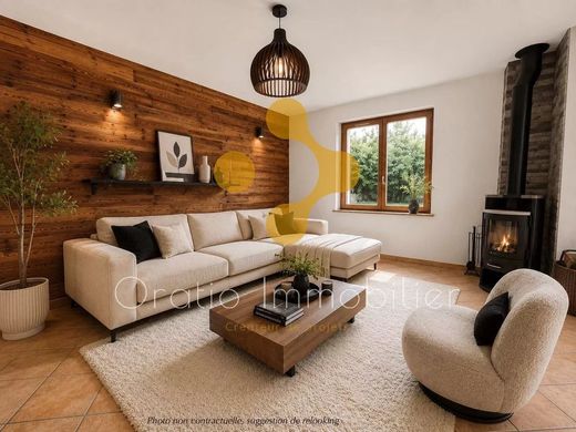 Casa di lusso a La Balme-de-Sillingy, Alta Savoia