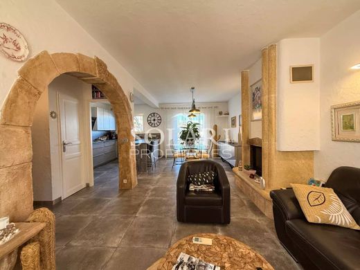 Villa a Mandelieu-la-Napoule, Alpi Marittime