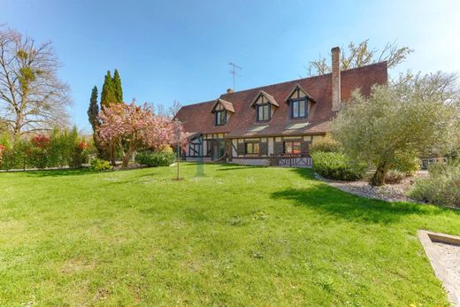 Luxury home in Chantilly, Oise