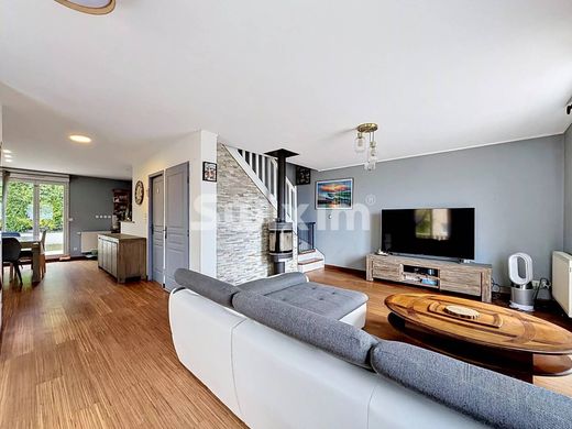 Luxury home in Péron, Ain