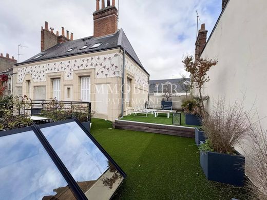 Casa de lujo en Tours, Indre y Loira